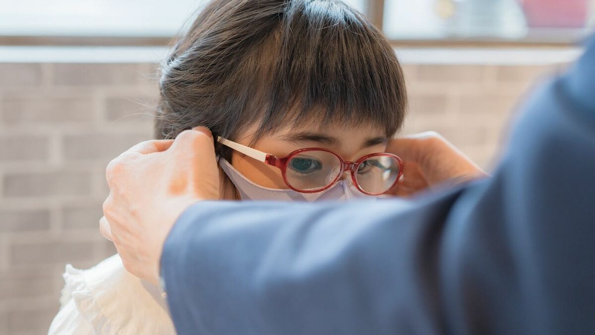 ｢子どもの近視は遺伝する｣というのは本当なのか わが子の目や体にとって本当によい環境とは | 教育 | 東洋経済オンライン