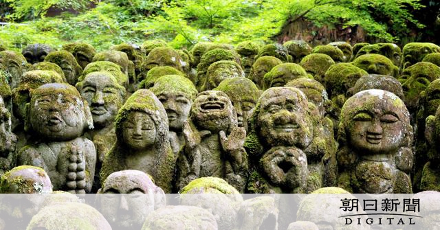 個性豊かな羅漢がずらり　嵐山の古寺に外国人が「キュン」