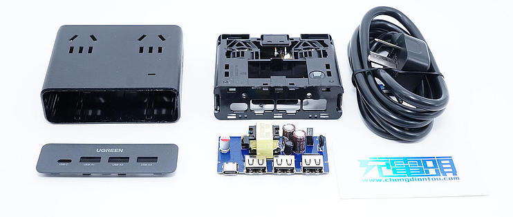 拆解报告：UGREEN绿联20W 3A1C氮化镓智充魔盒S6