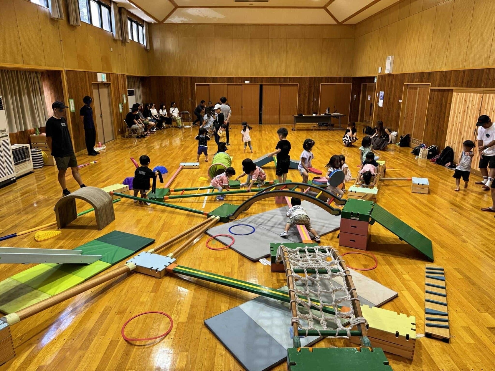 子どもの外遊び離れに対策を。運動＆幼児教育専門家が監修！創業60年以上の室内遊具メーカーの巧技台(R)を活用、子どもの主体性・自己肯定感を伸ばす自由な運動体験・親子向け室内イベント「アスレパーク」を開催！