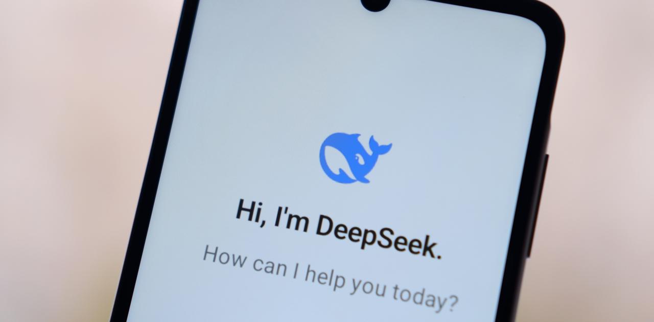 世界各国でDeepSeekを警戒する動き。個人情報の扱いには要注意です